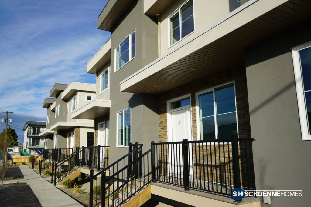 511 Forestbrook Drive, Penticton, BC Schoenne Homes Inc Schoenne Homes