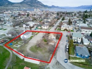 388 Eckhardt Avenue, Penticton, BC - Schoenne Homes Inc.
